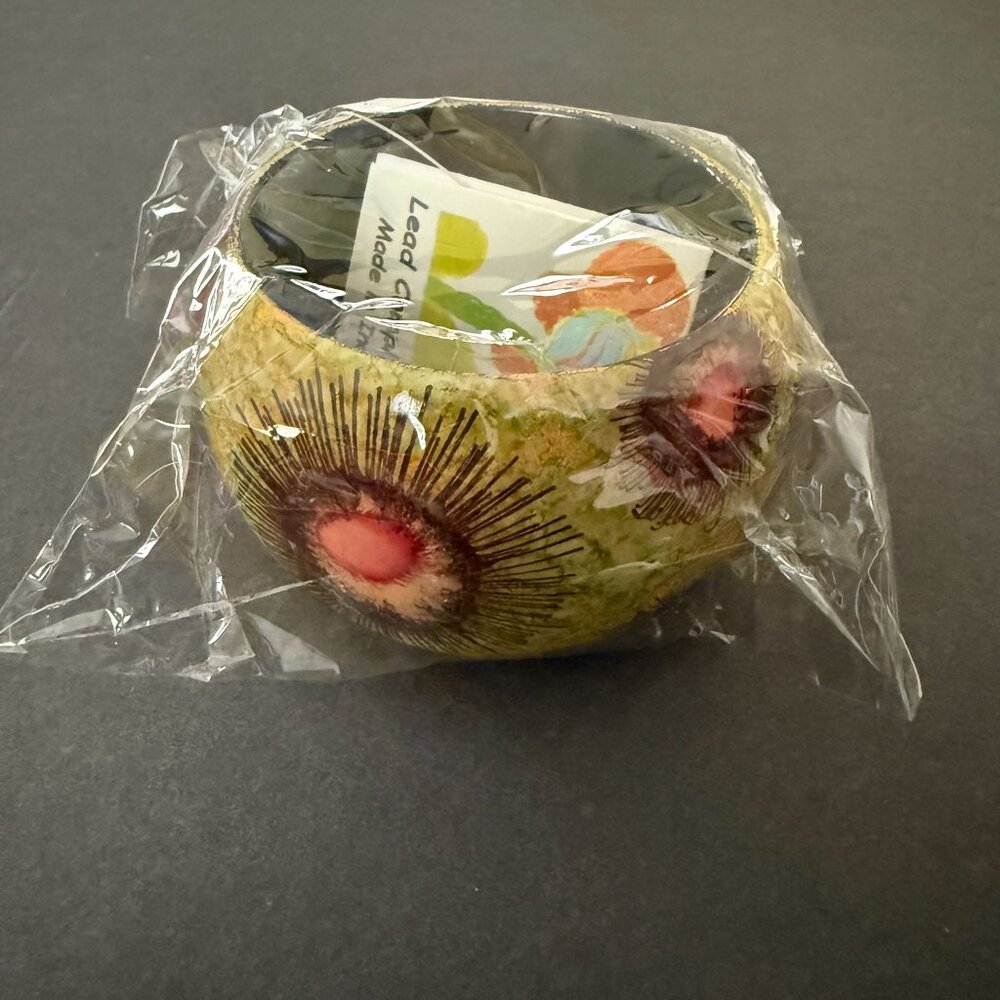 Hand painted Wood Wide Bangle Bracelet Abstract Sunburst Design Green Pink Hues - Picture 7 of 7